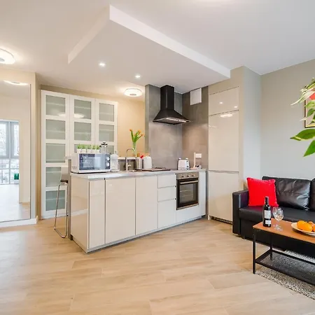 Apartament Kontinuum By Renters