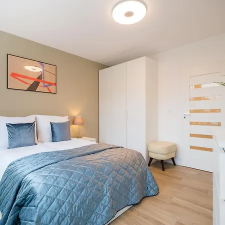 Kontinuum By Renters Apartment *