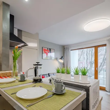 Kontinuum By Renters *