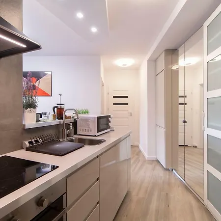 Kontinuum By Renters Apartment Gdansk