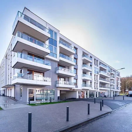 Kontinuum By Renters Apartament