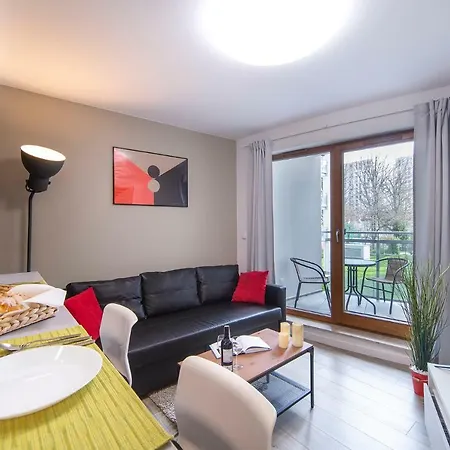 Kontinuum By Renters Apartament *
